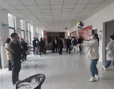 苏宁激烈对抗训练画面曝光：队员士气高涨